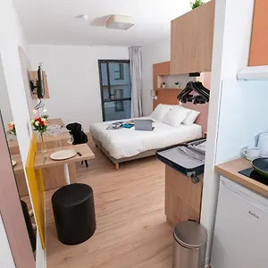 Hotel apartamentowy Privilodges ***