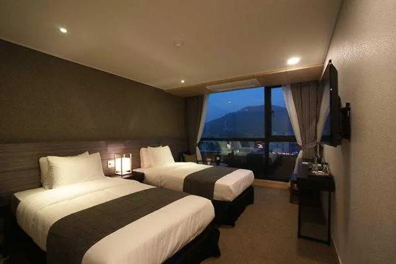 I-Jin Hotel Jeju