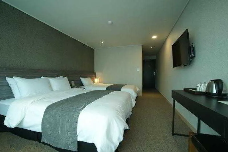 I-Jin Hotel Jeju